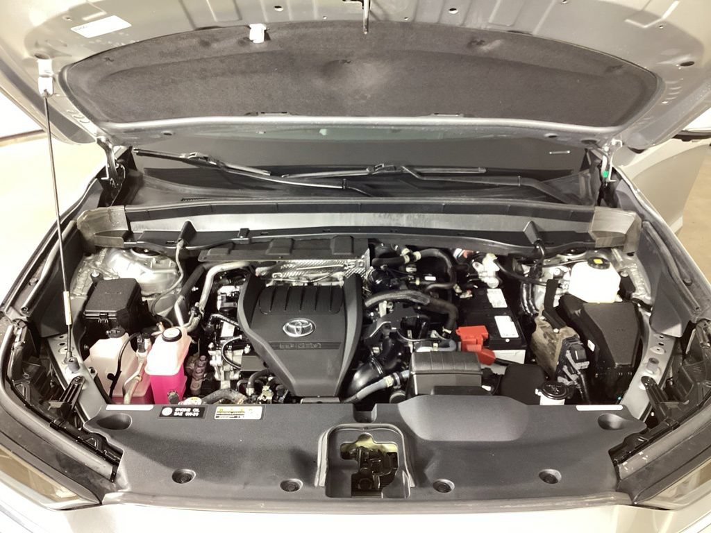 Used 2024 Toyota Grand Highlander AWD image 28