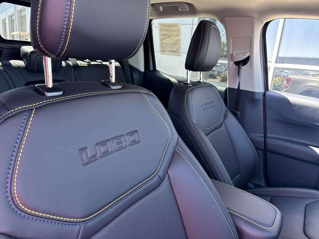 New 2025 Ford Maverick Lobo image 13