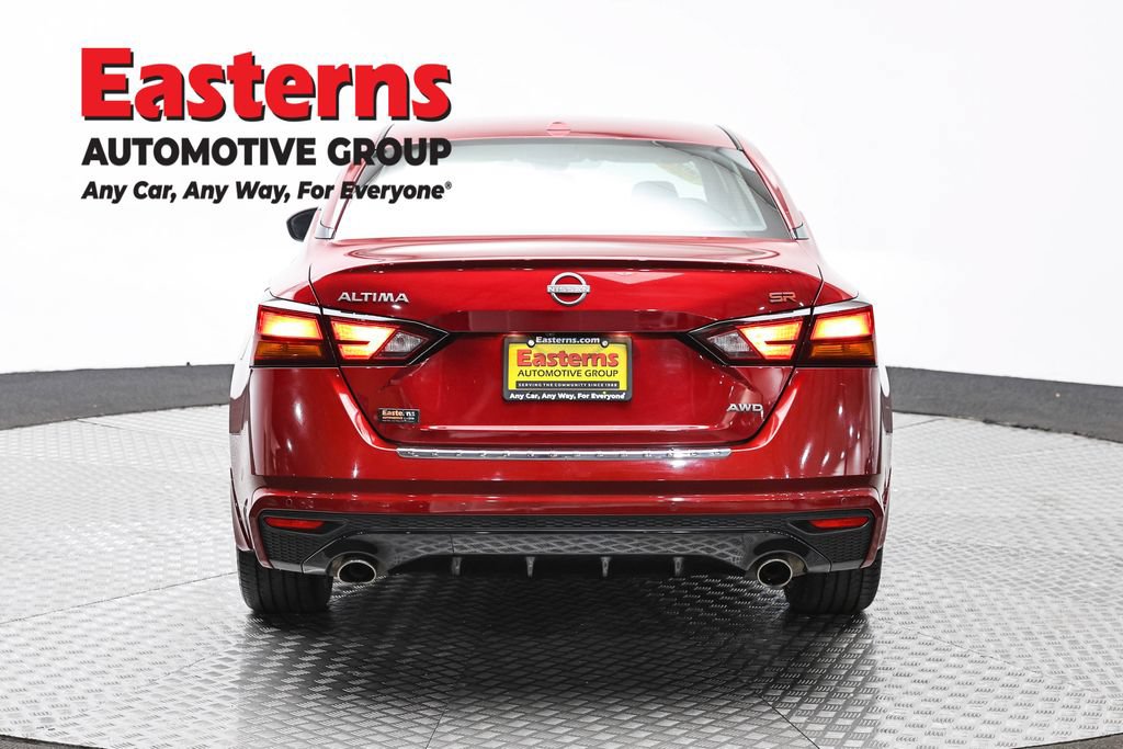 Used 2023 Nissan Altima 2.5 SR AWD/4WD image 6