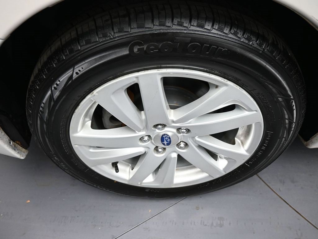 Used 2016 Subaru Impreza 2.0i Premium image 12