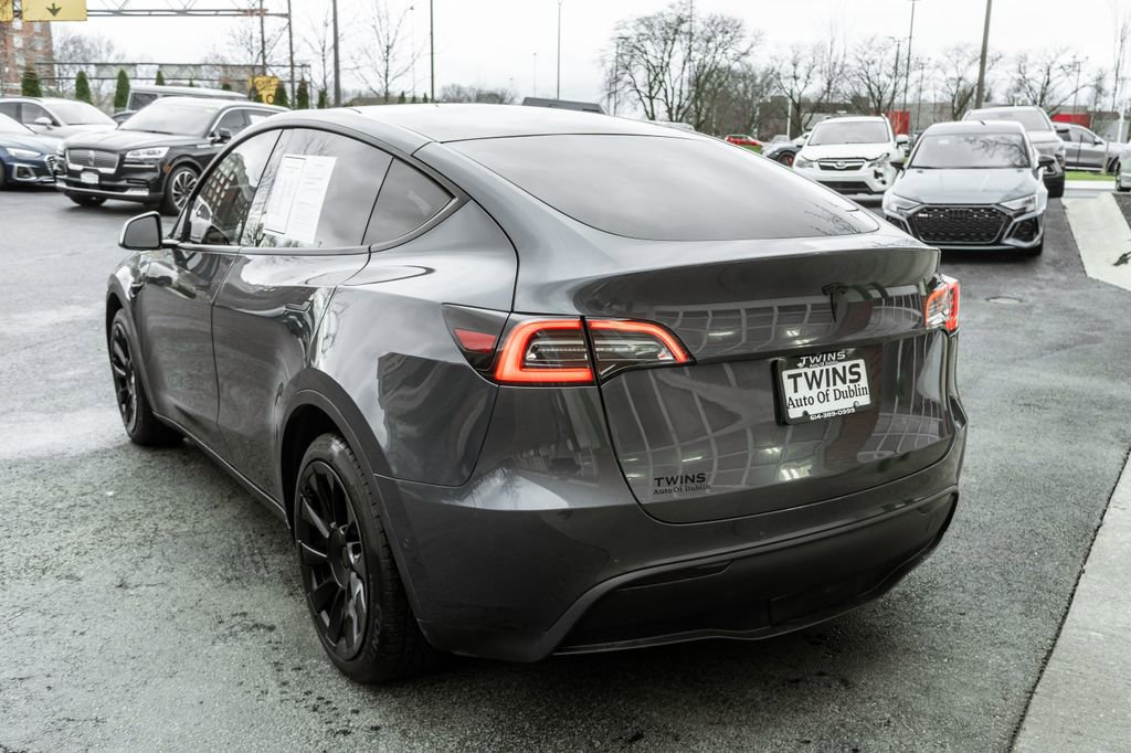 Used 2020 Tesla Model Y Long Range image 40