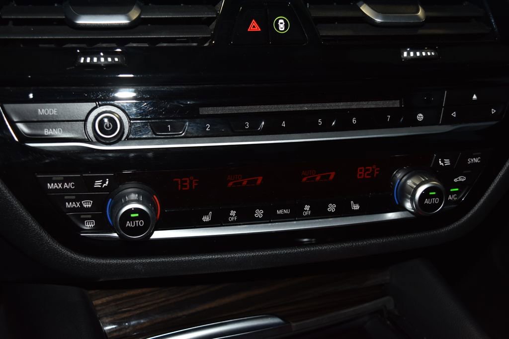 Used 2019 BMW 530i w/ Convenience Package image 16