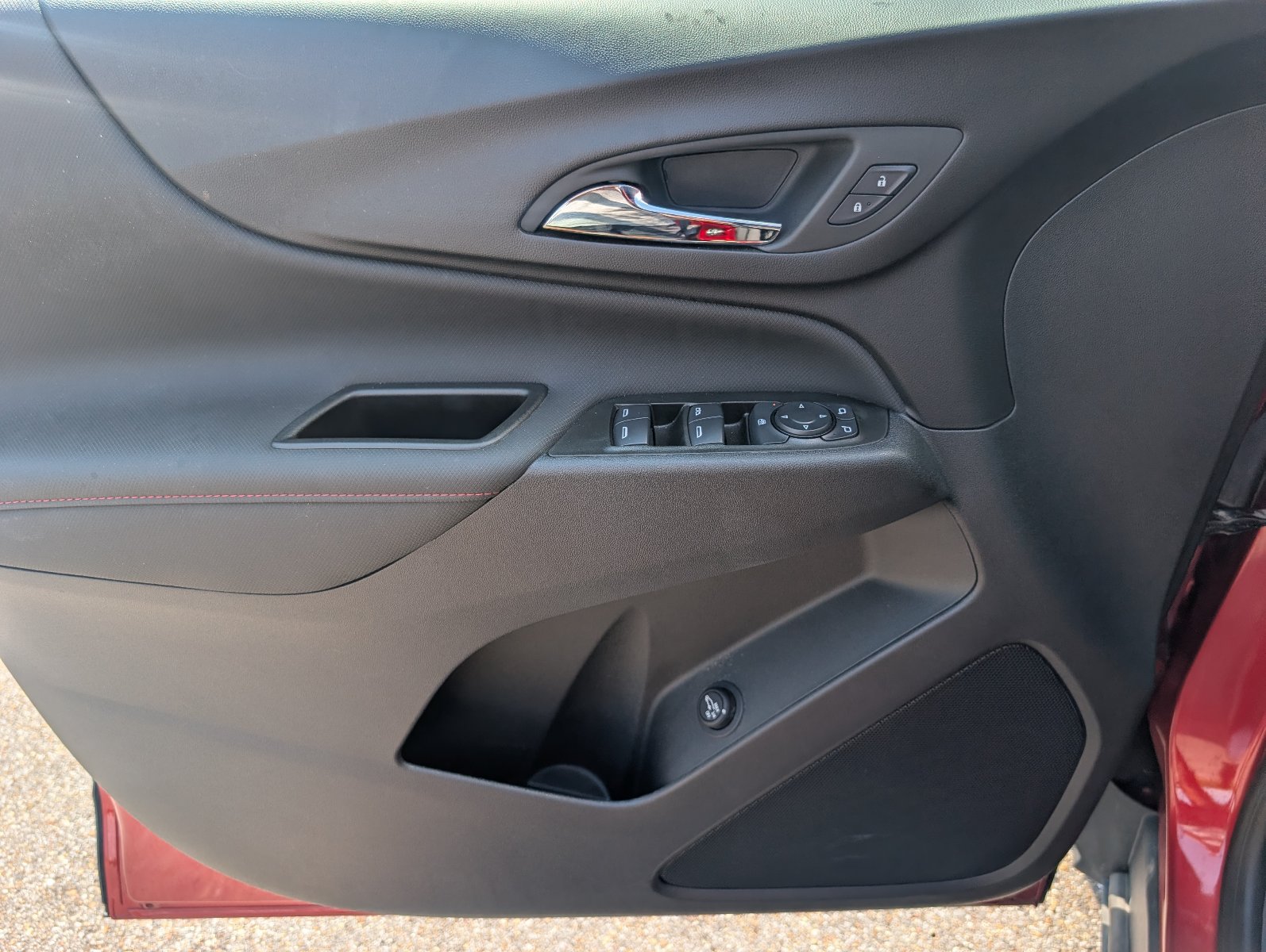 Certified 2024 Chevrolet Equinox RS w/ LPO, Floor Liner Package FWD image 16