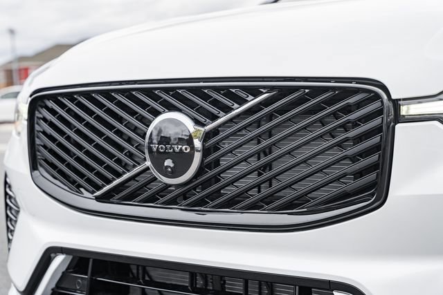 New 2026 Volvo XC60 B5 Plus w/ Protection Package Premier image 12