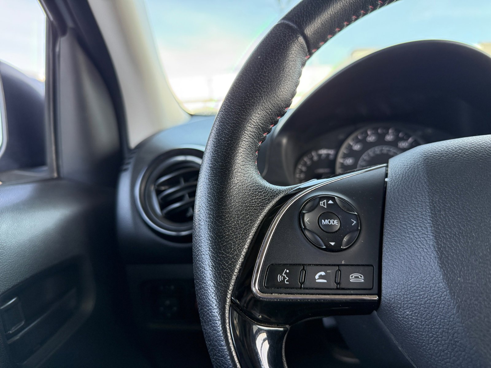 Used 2024 Mitsubishi Mirage Black Edition image 15