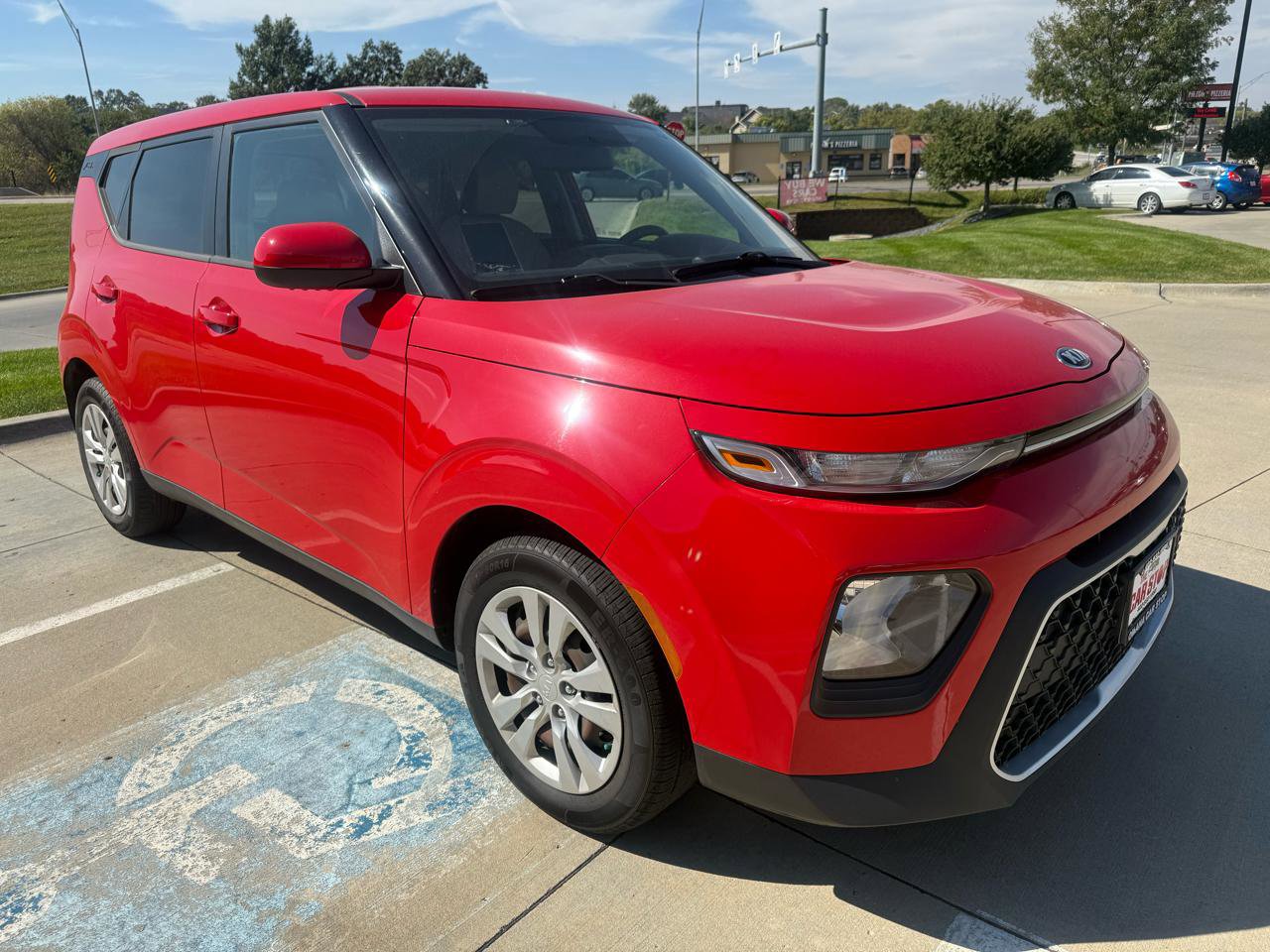 Used 2020 Kia Soul LX FWD image 4