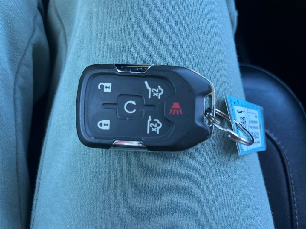 Used 2018 Chevrolet Suburban Premier image 29