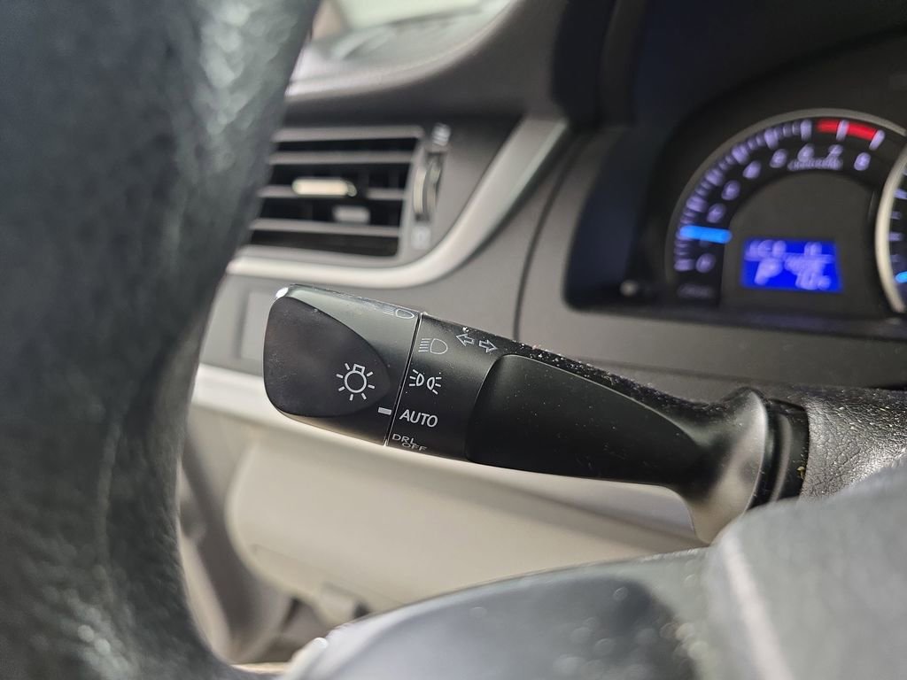 Used 2014 Toyota Camry LE image 26