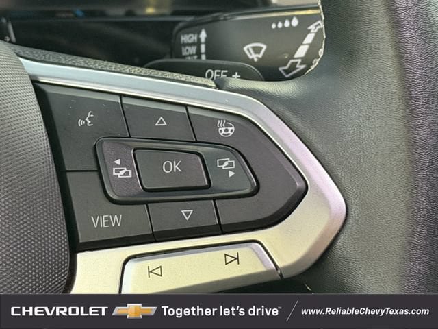 Used 2024 Volkswagen Atlas Cross Sport SE FWD image 16