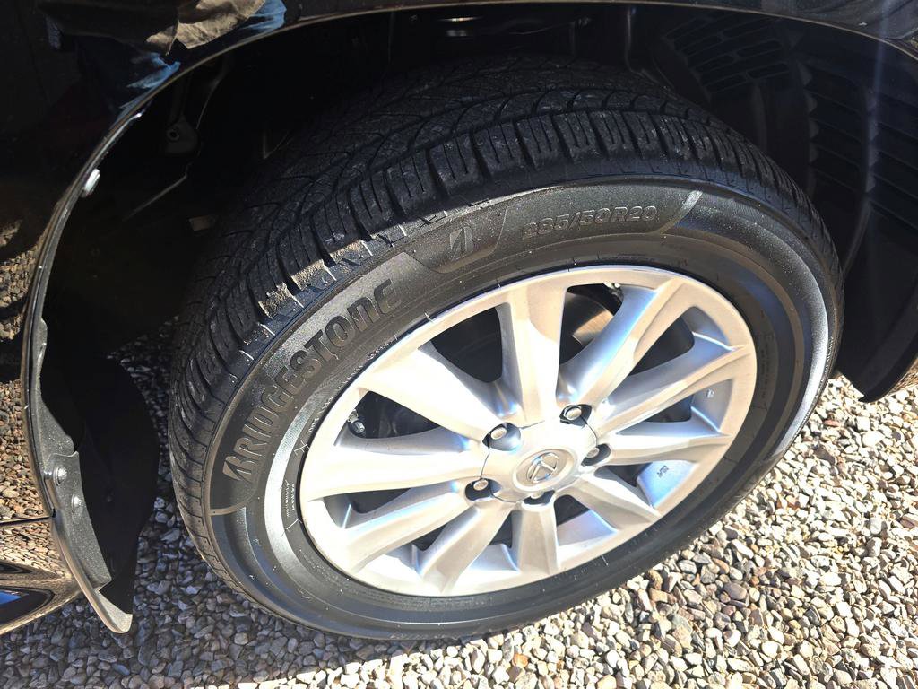 Used 2010 Lexus LX 570 4WD image 38