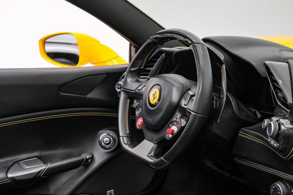 Used 2017 Ferrari 488 Spider image 18