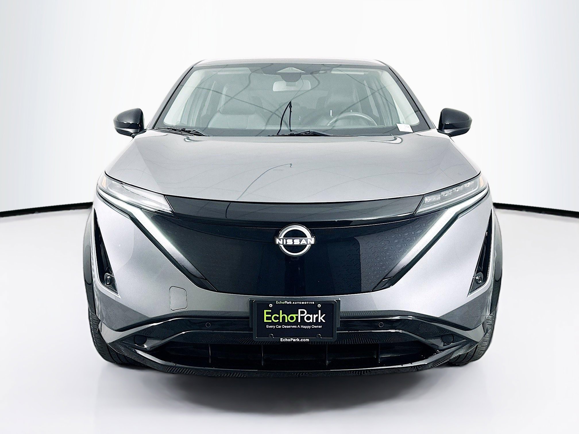 Used 2023 Nissan Ariya FWD image 2