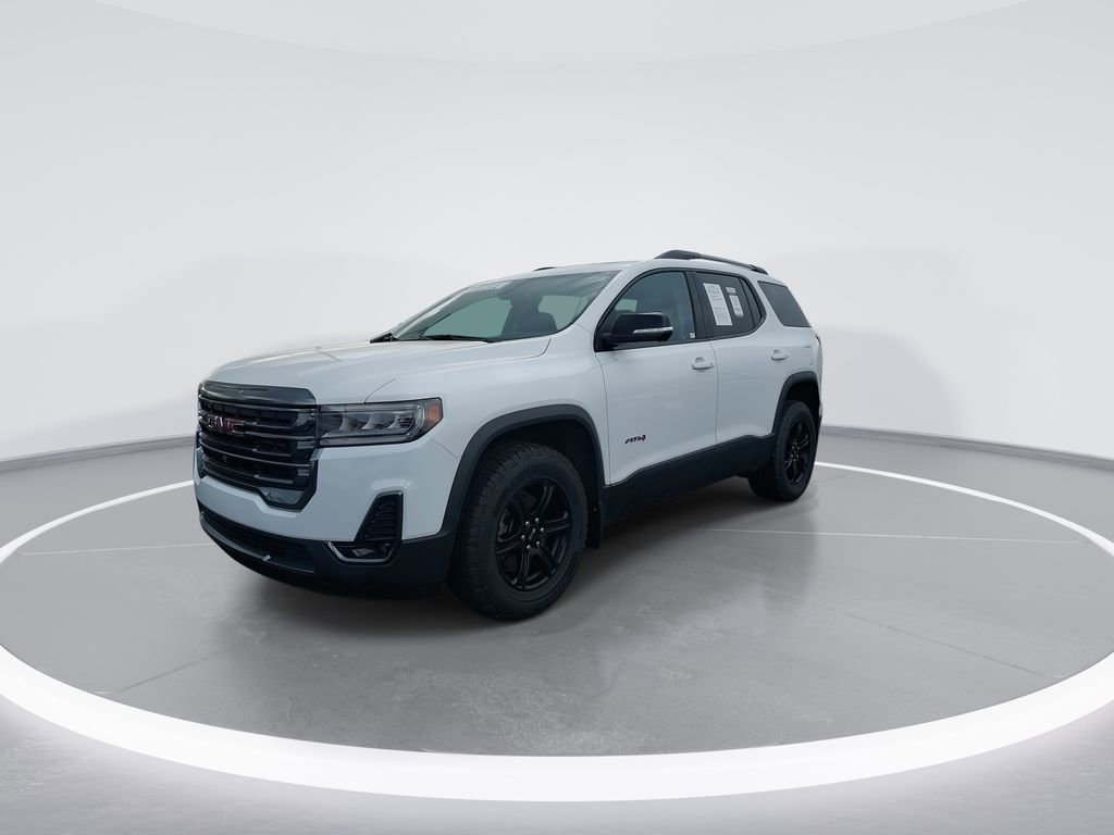 Used 2023 GMC Acadia AT4 w/ GMC Pro Grade Package image 4