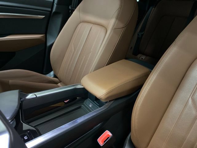 Used 2024 Audi Q8 e-tron Premium Plus w/ Premium Plus Package AWD/4WD image 65