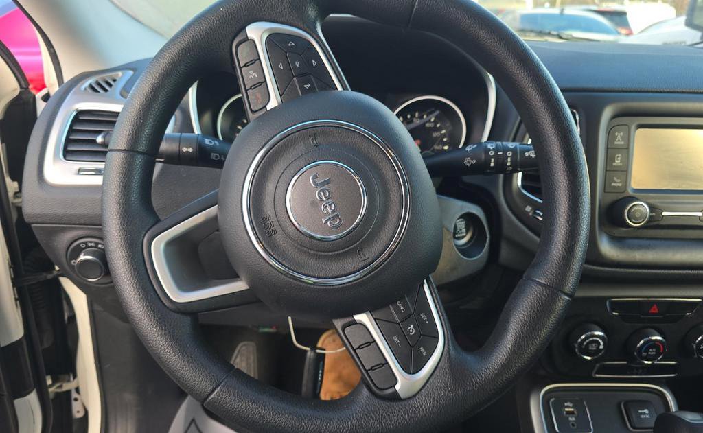 Used 2018 Jeep Compass Sport image 7