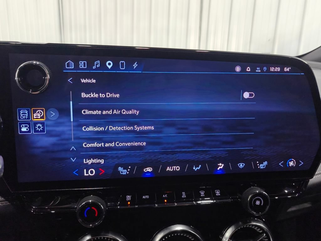 Used 2024 Chevrolet Blazer EV LT AWD/4WD image 46