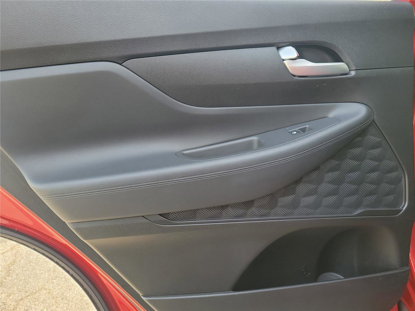 Used 2019 Hyundai Santa Fe SE AWD/4WD image 15
