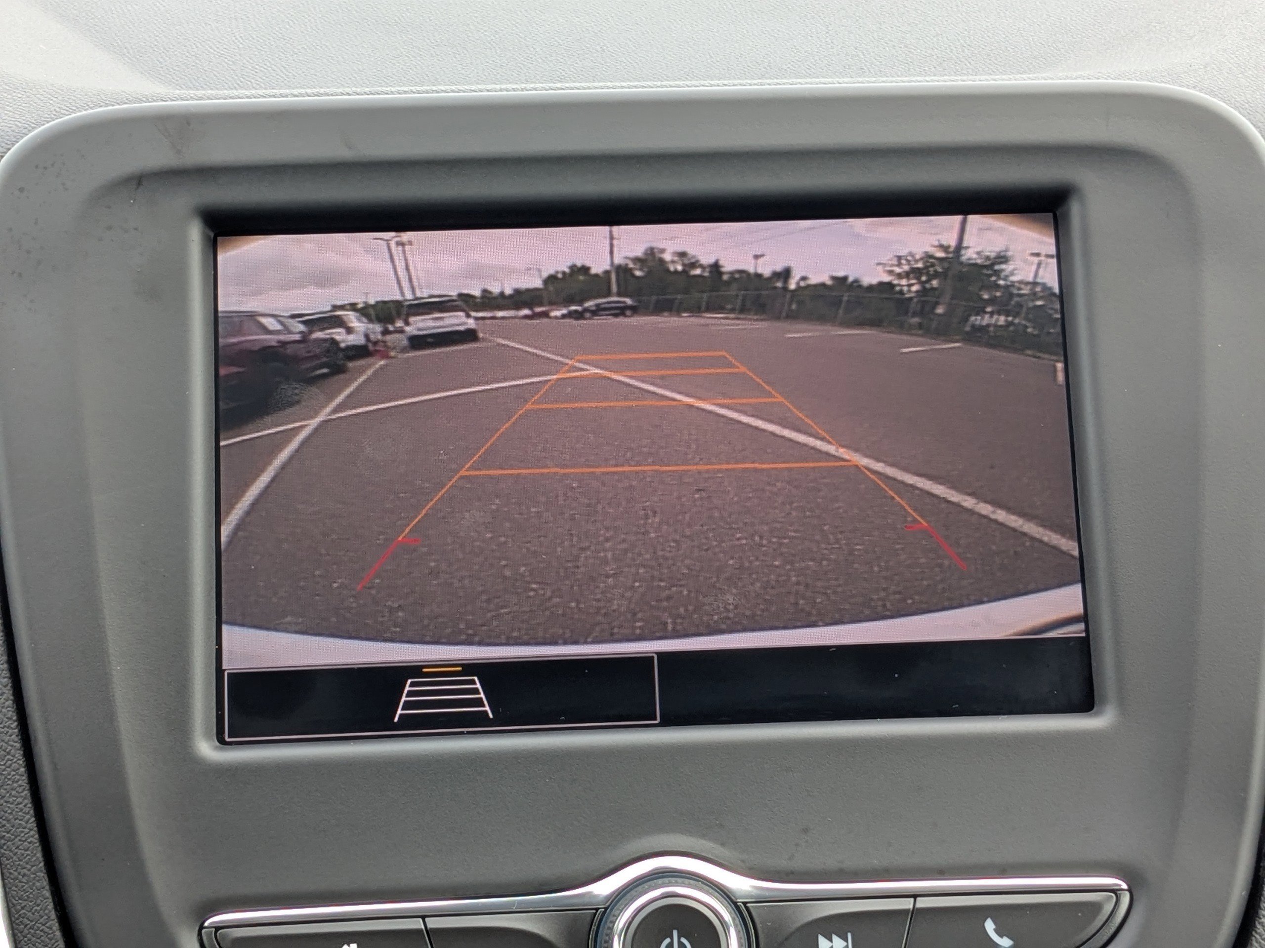 Used 2024 Chevrolet Equinox LS w/ LS Convenience Package image 21