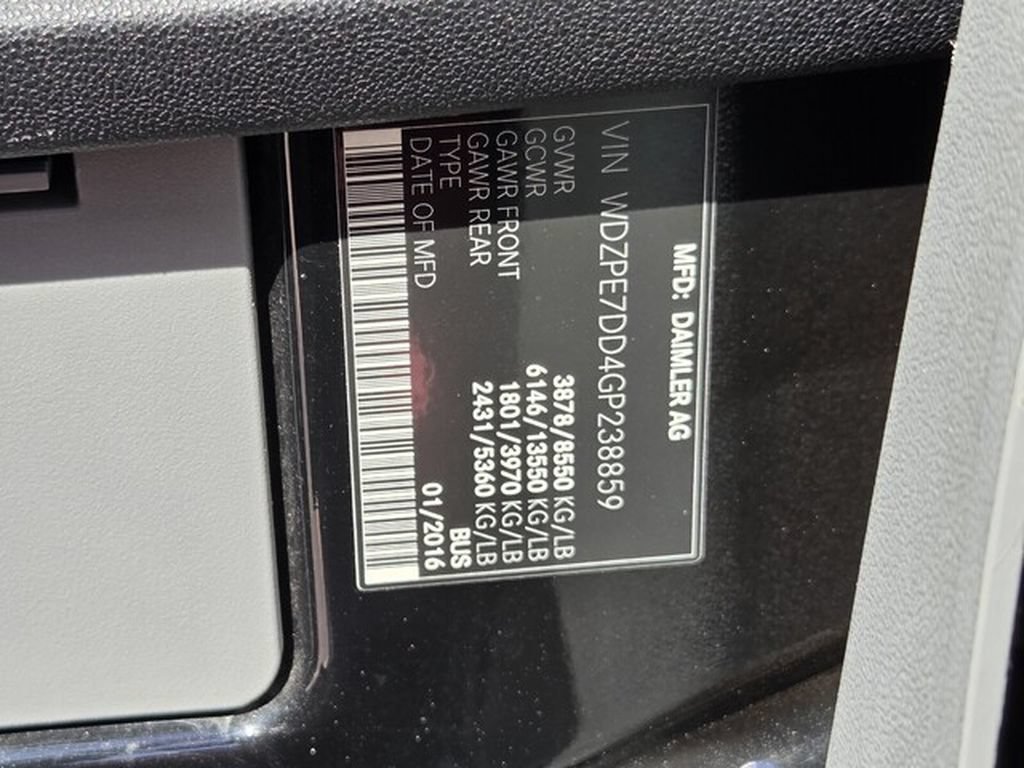 Used 2016 Mercedes-Benz Sprinter 2500 image 10