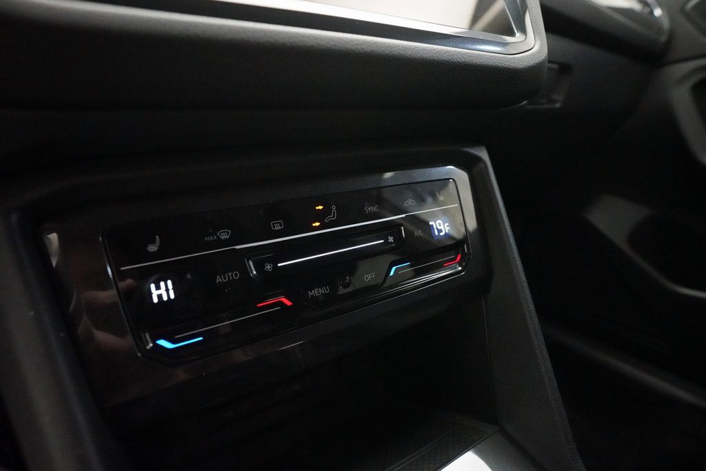 Used 2024 Volkswagen Tiguan SE image 22