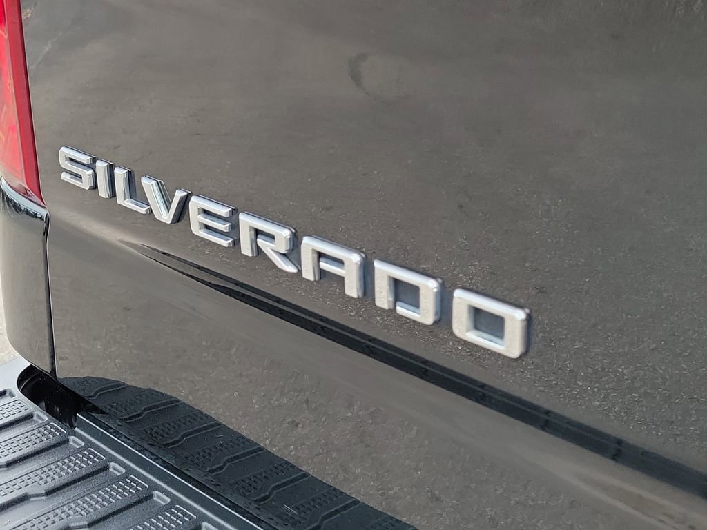 Used 2021 Chevrolet Silverado 1500 LTZ w/ LTZ Convenience Package II AWD/4WD image 8