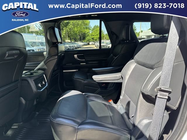 Certified 2025 Ford Expedition Platinum w/ Stealth Appearance Package image 18