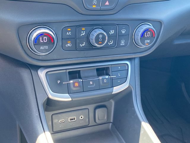 Certified 2024 GMC Terrain SLE w/ Driver Convenience Package FWD image 13