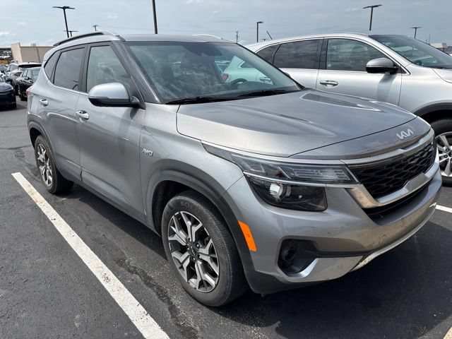 Used 2023 Kia Seltos EX AWD/4WD image 12