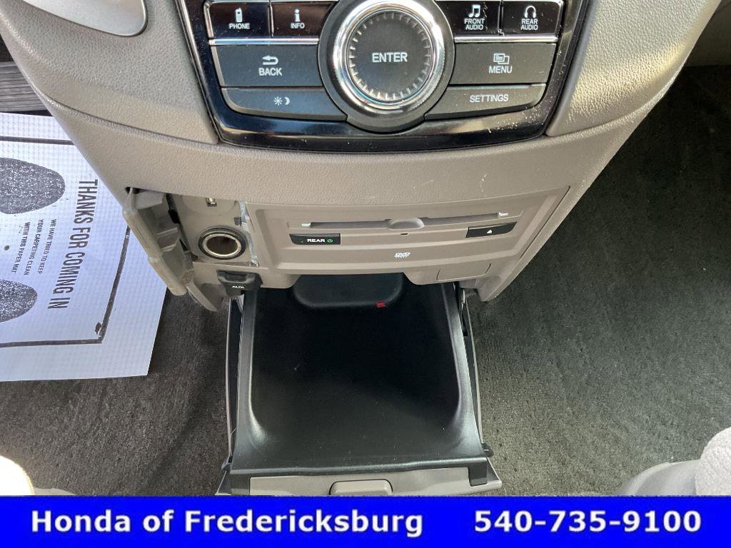 Used 2016 Honda Odyssey SE image 44