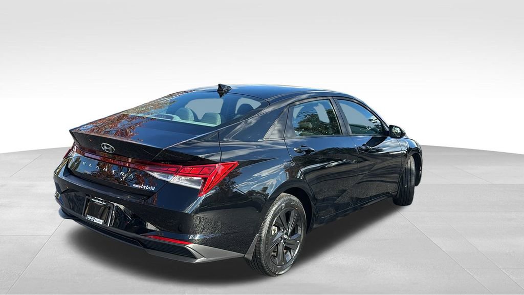 Used 2022 Hyundai Elantra Blue image 7