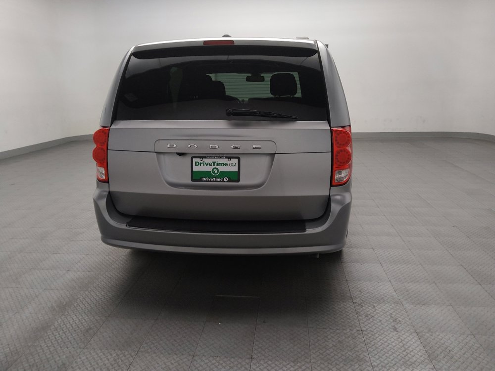 Used 2020 Dodge Grand Caravan SE image 7