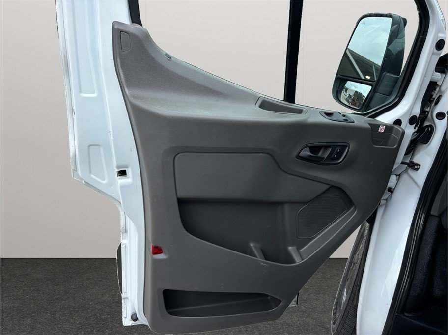 Used 2020 Ford Transit 350 XL RWD image 17