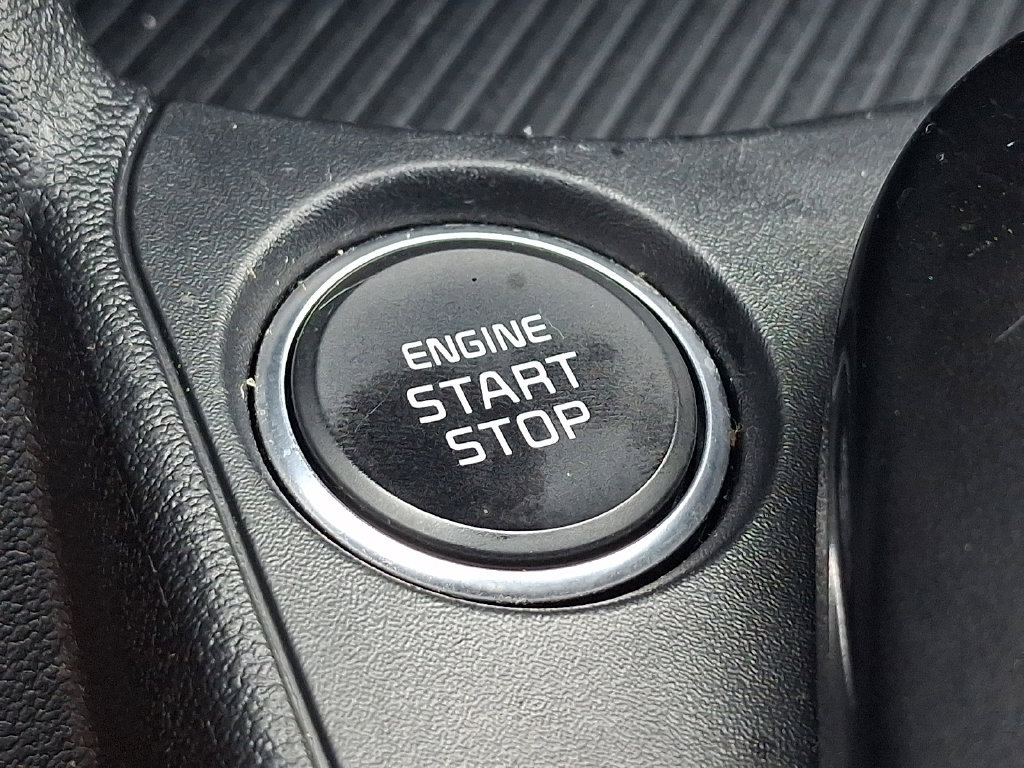 Used 2025 Kia K4 FWD image 25