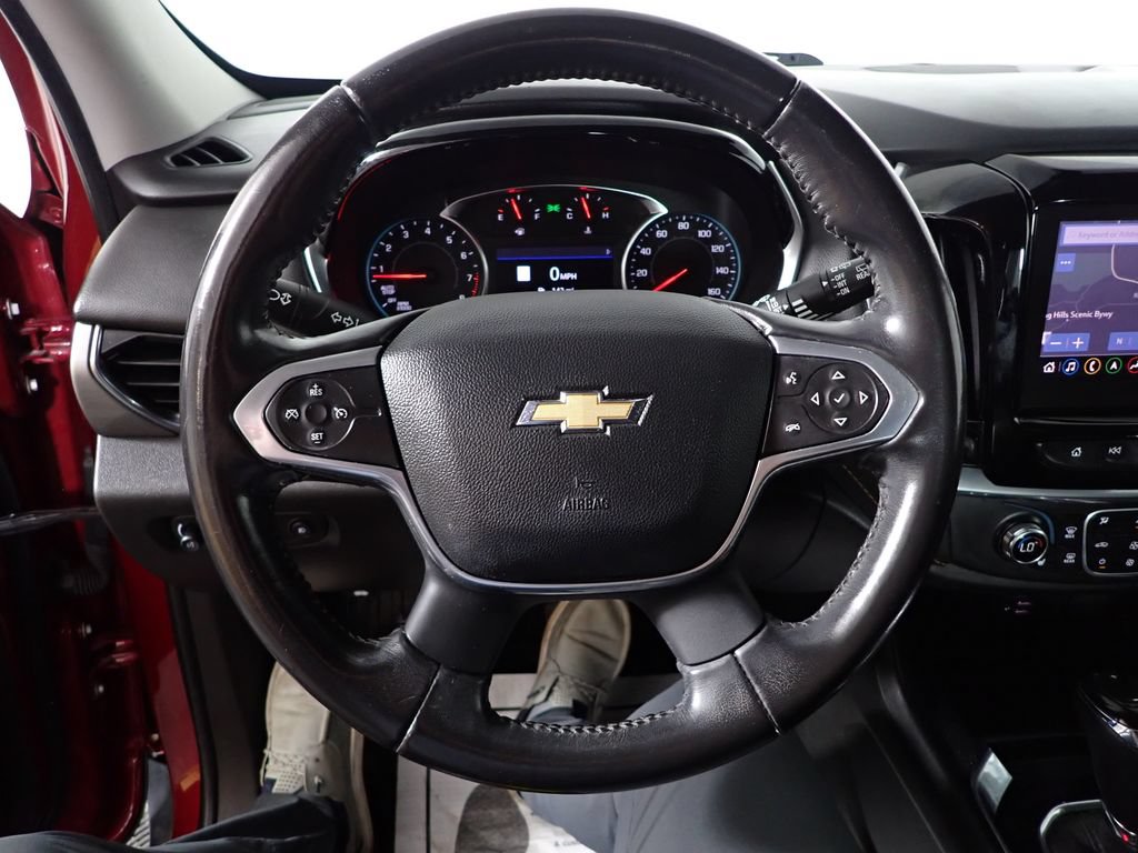 Used 2020 Chevrolet Traverse LT w/ LT Premium Package AWD/4WD image 28