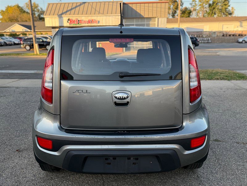 Used 2013 Kia Soul FWD image 5