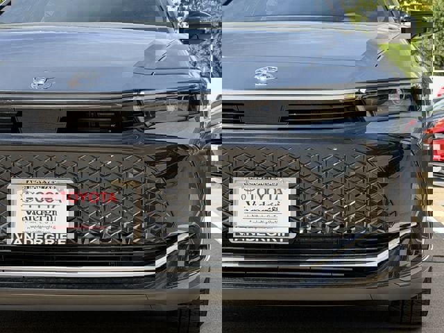 New 2026 Toyota Crown XLE image 8