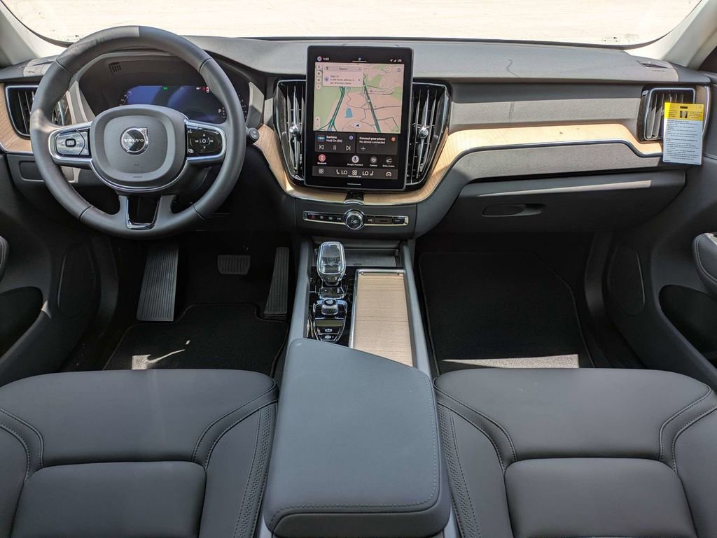 New 2026 Volvo XC60 B5 Core AWD/4WD image 17