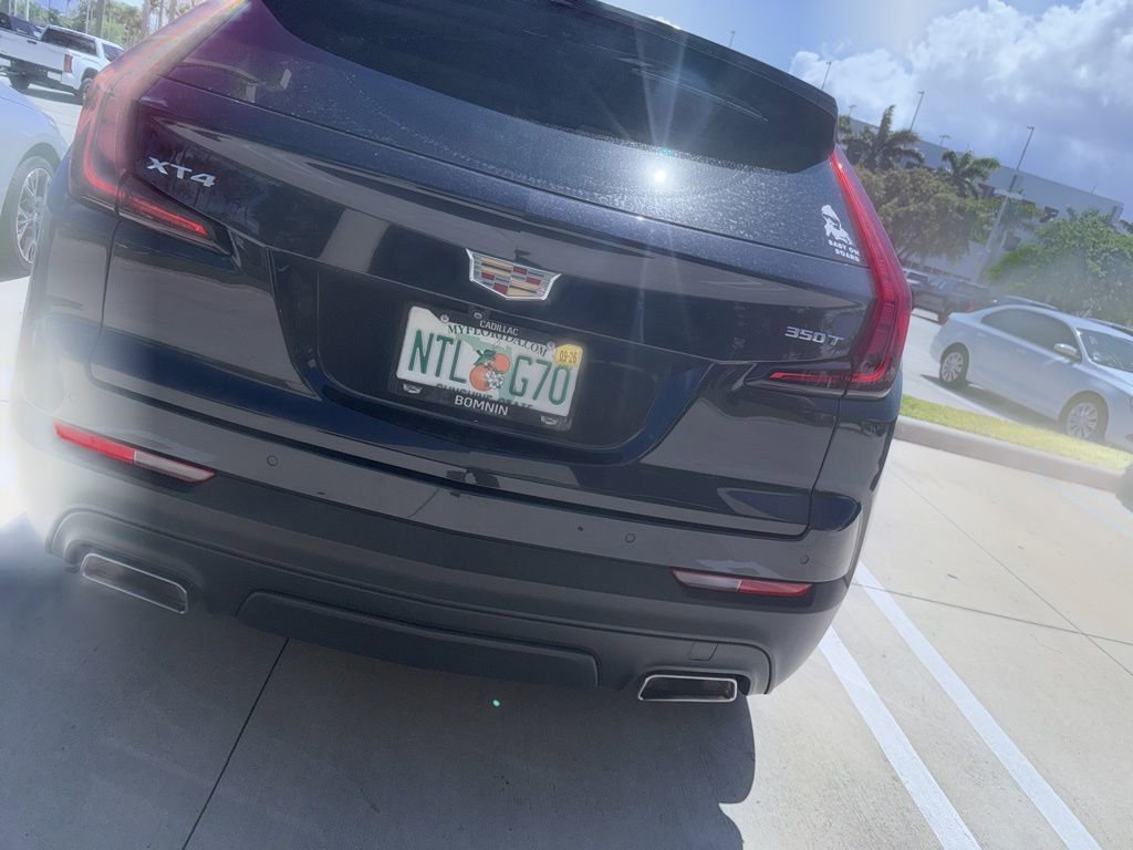 Used 2023 Cadillac XT4 Luxury image 7