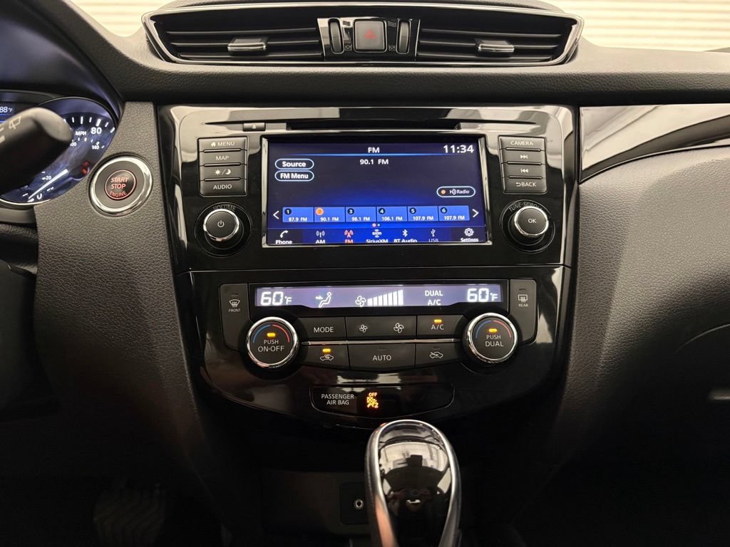 Used 2022 Nissan Rogue Sport SL AWD/4WD image 9