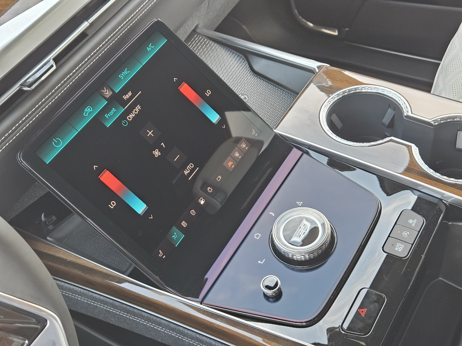 New 2027 Cadillac Escalade Platinum Sport AWD/4WD image 20