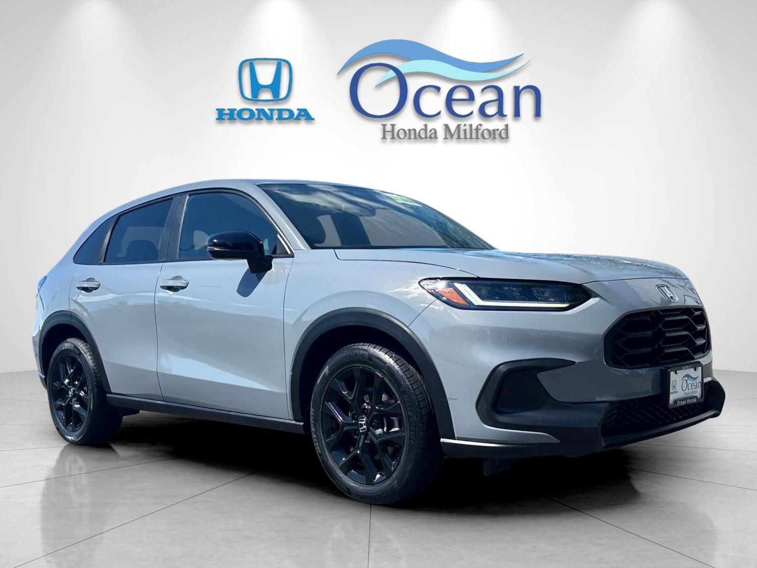 Used 2024 Honda HR-V Sport image 1