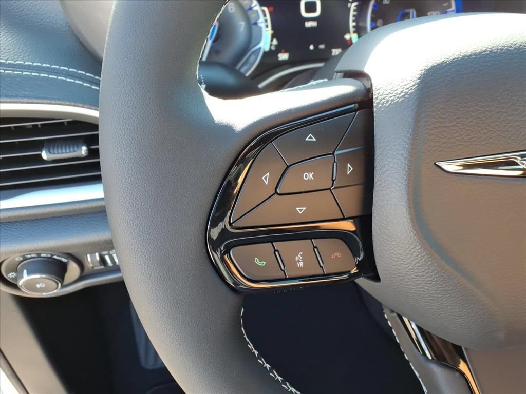 New 2026 Chrysler Pacifica Select w/ S Appearance Package FWD image 20