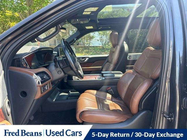 Used 2023 Lincoln Navigator L Reserve AWD/4WD image 13