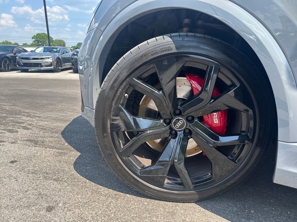 Used 2022 Audi RS Q8 AWD/4WD image 28