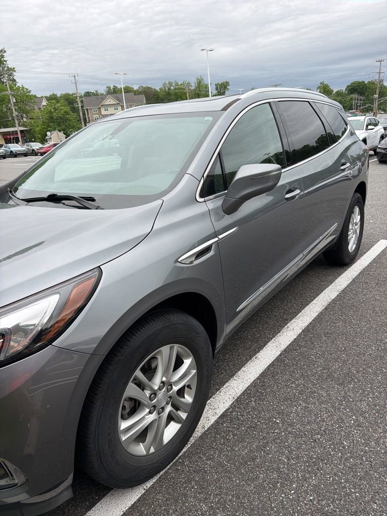 Used 2020 Buick Enclave Essence AWD/4WD image 3