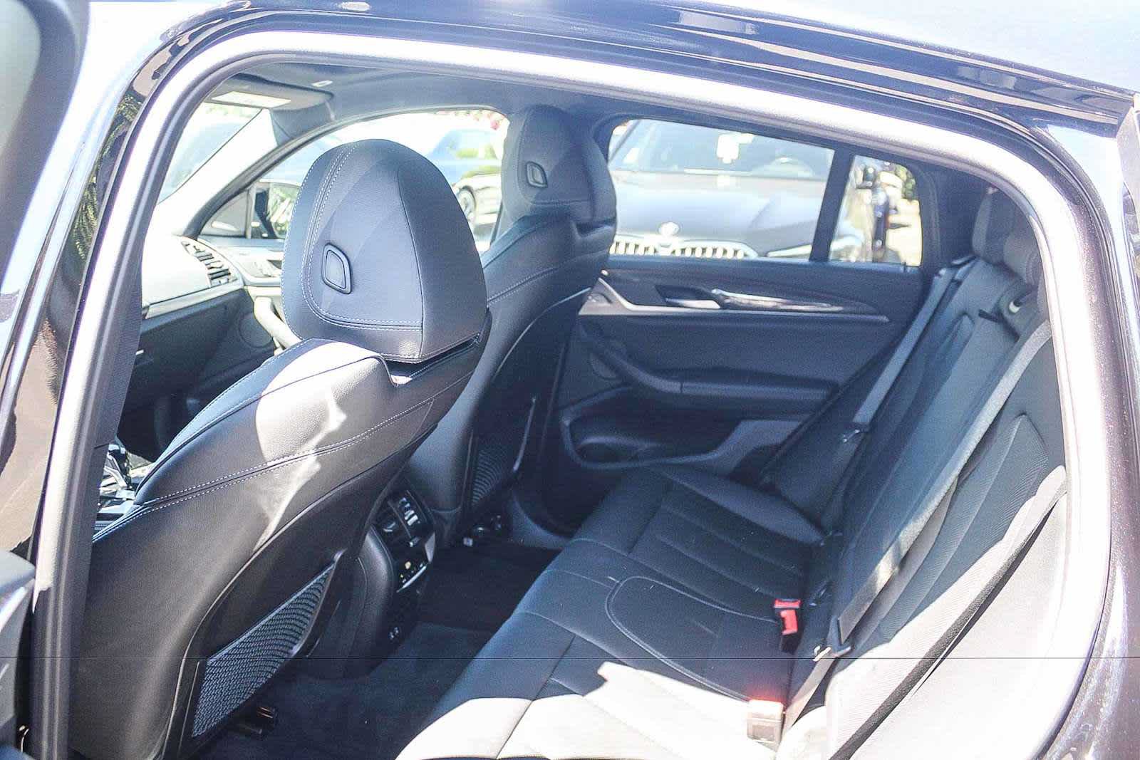 Used 2024 BMW X4 M40i w/ Premium Package AWD/4WD image 17