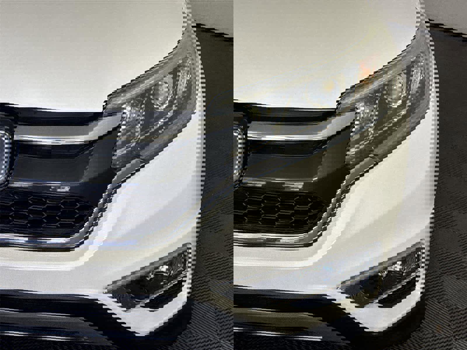 Used 2015 Honda CR-V Touring image 9