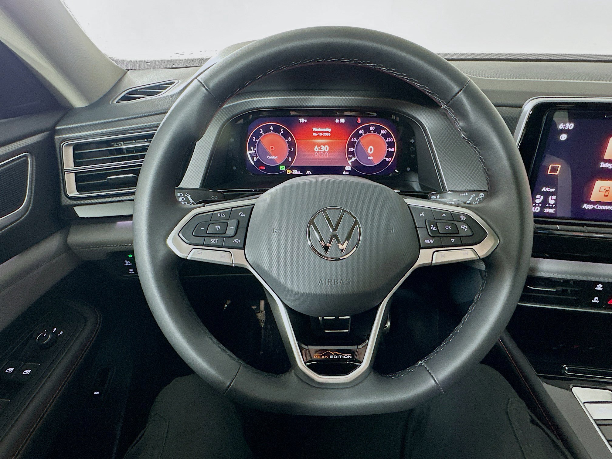 New 2026 Volkswagen Atlas Peak Edition AWD/4WD image 11