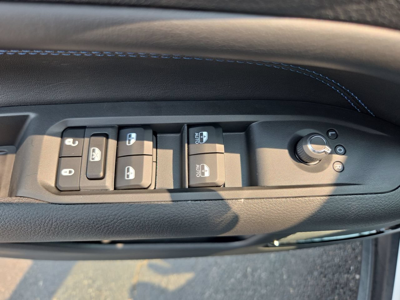 New 2026 Jeep Compass Latitude AWD/4WD image 20