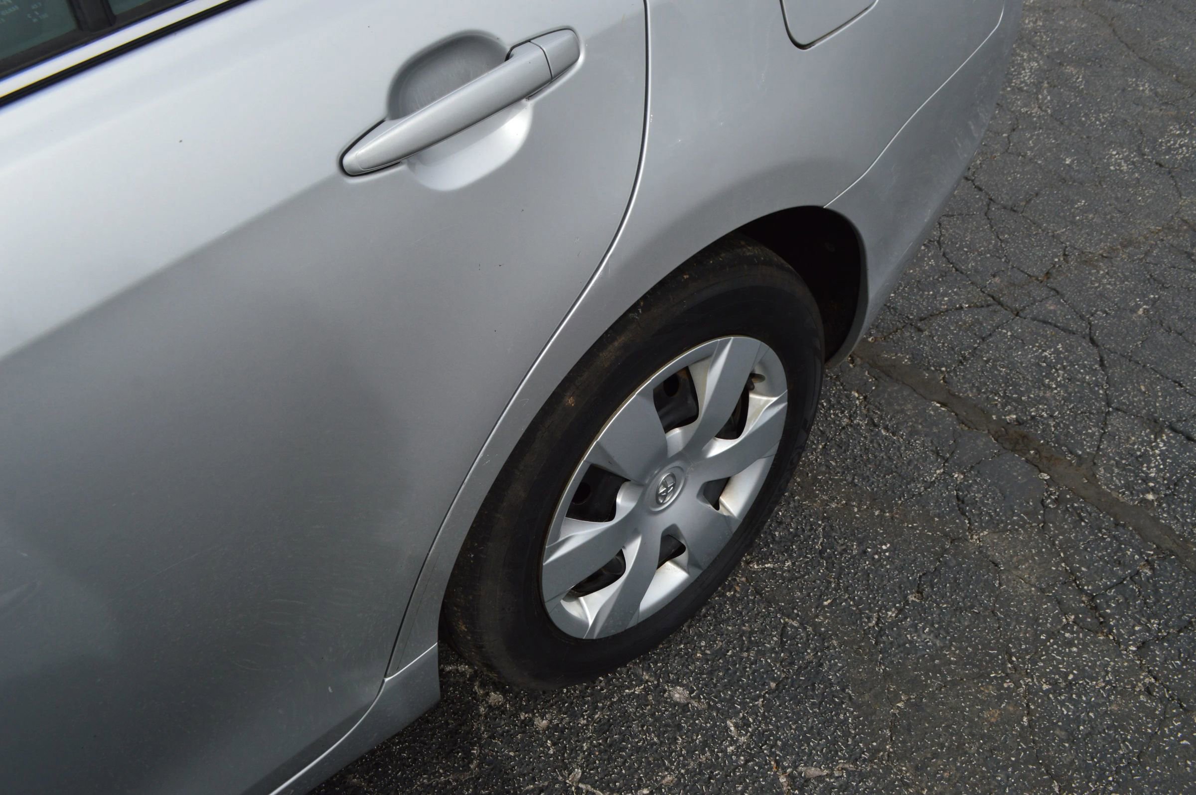 Used 2008 Toyota Camry LE image 4